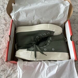 Converse Chuck Taylor 70 Counter
Climate Hi Sneakers
